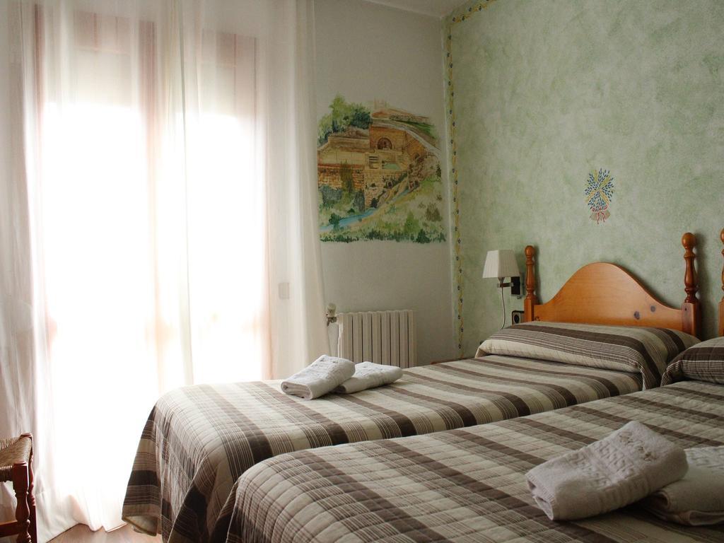 Hotel Casa Domenc Aren Luaran gambar